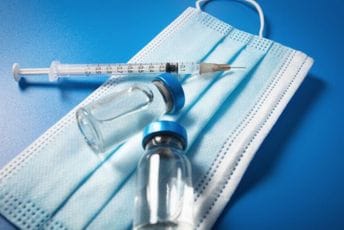 Dva trostruko vakcinisana ljekara zaražena sojem omikron Dva trostruko vakcinisana ljekara zaražena sojem omikron