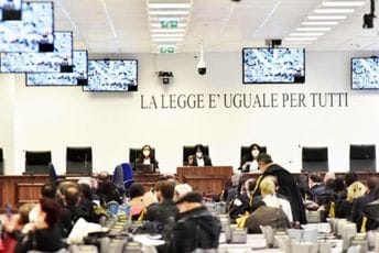 Jeziva brutalnost i ogroman uticaj: Suđenje najmoćnijoj mafiji u Italiji razotkrilo brojna zvjerstva Jeziva brutalnost i ogroman uticaj: Suđenje najmoćnijoj mafiji u Italiji razotkrilo brojna zvjerstva