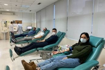 Radnici "Plantaža" dobrovoljno dali krv Radnici "Plantaža" dobrovoljno dali krv