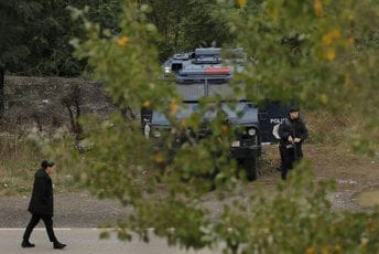 Obračun iz vatrenog oružja na Kosovu, dvije osobe ranjene Obračun iz vatrenog oružja na Kosovu, dvije osobe ranjene