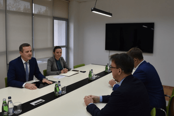 Uspostaviti čvršću saradnju između crnogorske i ruske naučne zajednice Uspostaviti čvršću saradnju između crnogorske i ruske naučne zajednice