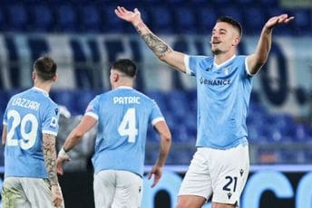 Nastavak uzbuđenja u Seriji A: Nevjerovatna utakmica na Olimpiku, Lacio i Udineze pogađali po četiri puta Nastavak uzbuđenja u Seriji A: Nevjerovatna utakmica na Olimpiku, Lacio i Udineze pogađali po četiri puta