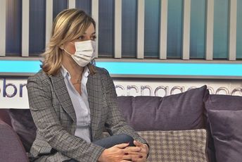Božović: Svaki novi soj korone nastaje kod nevakcinisanih Božović: Svaki novi soj korone nastaje kod nevakcinisanih