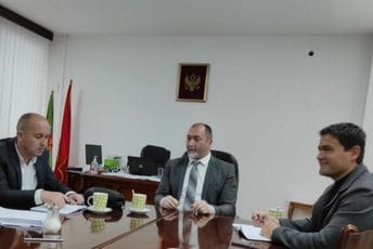 Stijović i Pejović: Zajedničkim djelovanjem unaprijediti šumarski sektor i upravljati njime na valjan način Stijović i Pejović: Zajedničkim djelovanjem unaprijediti šumarski sektor i upravljati njime na valjan način