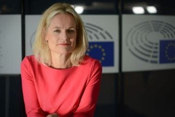 Viola fon Kramon: Srpska pravoslavna crkva je nedjeljiva Viola fon Kramon: Srpska pravoslavna crkva je nedjeljiva