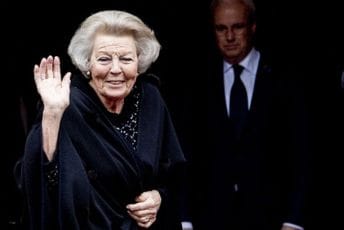 Bivša holandska kraljica pozitivna na kovid Bivša holandska kraljica pozitivna na kovid