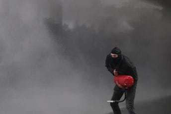 Tenzije u Briselu, demonstranti marširali do sjedišta EU Tenzije u Briselu, demonstranti marširali do sjedišta EU