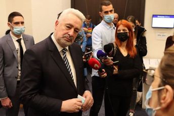 Vlada danas predstavlja rezultate prve godine rada Vlada danas predstavlja rezultate prve godine rada