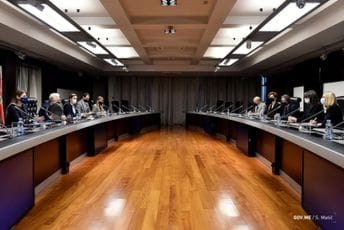 Krivokapić: Ekonomskim razvojem ojačaćemo i demokratiju Krivokapić: Ekonomskim razvojem ojačaćemo i demokratiju