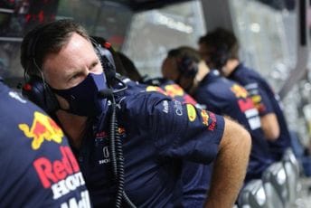 Šef Red Bula "pecnuo" Hamiltona Šef Red Bula "pecnuo" Hamiltona