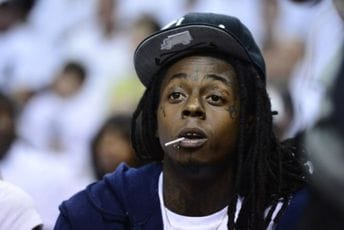 Reper Lil Vejn pucao u tjelohranitelja Reper Lil Vejn pucao u tjelohranitelja