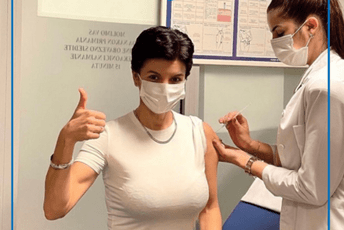 Mina Brajović primila treću dozu vakcine Mina Brajović primila treću dozu vakcine