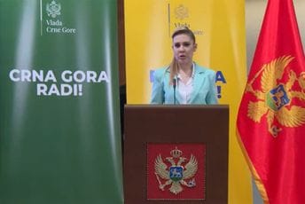 "Mi smo sapatnici na putu po trnju, a ovo je prva demokratska Vlada nakon 75 godina" "Mi smo sapatnici na putu po trnju, a ovo je prva demokratska Vlada nakon 75 godina"