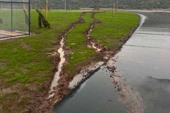 Identifikovani vandali koji su kamionom uništili travnjak na Zlatici Identifikovani vandali koji su kamionom uništili travnjak na Zlatici
