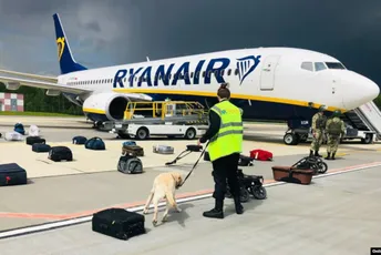 Nije bilo bombe u avionu Rajanera prisilno prizemljenog u Minsku u maju Nije bilo bombe u avionu Rajanera prisilno prizemljenog u Minsku u maju