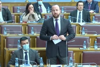 Nikolić: Nedopustivo da Crna Gora nema ambasadore u Vašingtonu, Berlinu i Londonu