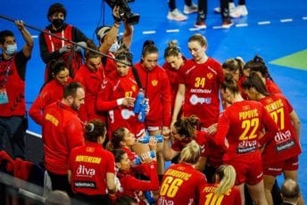 Lavice u Granoljersu protiv Rusije