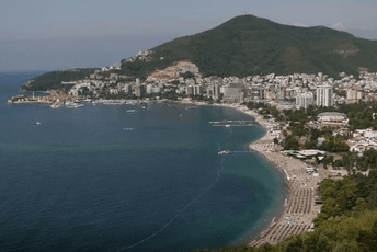 Oboren rekord: Temperatura mora u Budvi danas je 27,7 stepeni Oboren rekord: Temperatura mora u Budvi danas je 27,7 stepeni