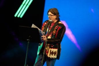 Sramna reakcija Ramba Amadeusa: Pipnuo sam je, pljesnuo ili štipnuo, nemam pojma Sramna reakcija Ramba Amadeusa: Pipnuo sam je, pljesnuo ili štipnuo, nemam pojma