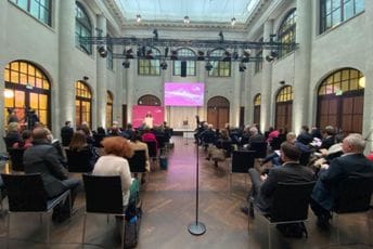 Vuković prisustvovao godišnjem sastanku ECFR u Berlinu Vuković prisustvovao godišnjem sastanku ECFR u Berlinu