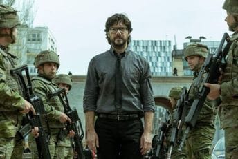 ,,La casa de papel“: Profesoru nema ko da piše Profesor (Alvaro Morte), u finalu spreman i na gomilu jeftinih kompromisa