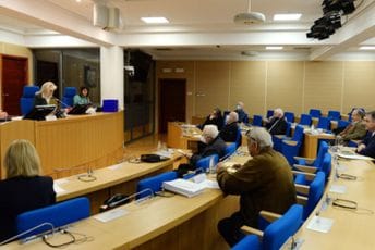 "Zelenilo" i Snežana Burzan-Vuksanović dobitnici Nagrade 19. decembar "Zelenilo" i Snežana Burzan-Vuksanović dobitnici Nagrade 19. decembar