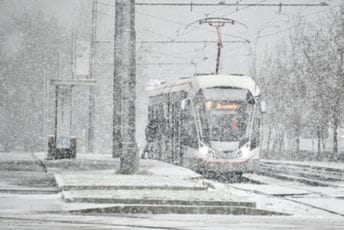 Rekordne sniježne padavine u Moskvi Rekordne sniježne padavine u Moskvi