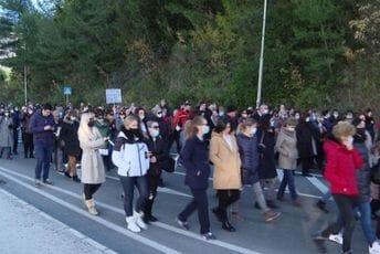 Zabrinuti za svoju i budućnost ustanove Zabrinuti za svoju i budućnost ustanove