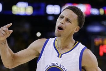 Ostvario san: Kari u suzama poslije 2974. trojke Ostvario san: Kari u suzama poslije 2974. trojke