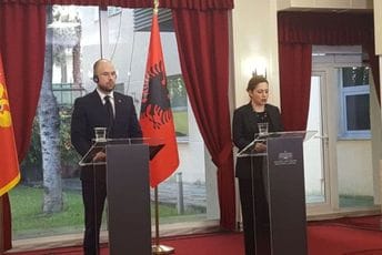 Radulović u Albaniji: Biti dobar komšija za Crnu Goru znači biti prijatelj Radulović u Albaniji: Biti dobar komšija za Crnu Goru znači biti prijatelj