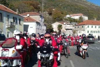 Bajkeri u ulozi Djeda Mraza obradovaće mališane iz Bijele Bajkeri u ulozi Djeda Mraza obradovaće mališane iz Bijele