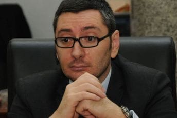 Milošević: Ne bi bilo optužnice da je SDT tretiralo dokaze koje sam im saopštio Milošević: Ne bi bilo optužnice da je SDT tretiralo dokaze koje sam im saopštio