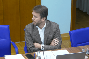 Konjević o presu Krivokapića: Ovakvih gluposti odavno nije bilo na crnogorskoj političkoj sceni Konjević o presu Krivokapića: Ovakvih gluposti odavno nije bilo na crnogorskoj političkoj sceni