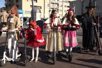 Likovi iz bajke prodefilovali ulicama Podgorice na dječijim trotinetima