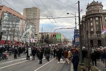 Građani Srbije i danas protestovali zbog rudnika litijuma, Vučiću dali ultimatum Građani Srbije i danas protestovali zbog rudnika litijuma, Vučiću dali ultimatum