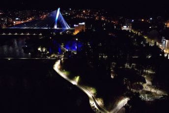 U Njegoševom parku večeras koncert trija Simović, Samofalova, Alić U Njegoševom parku večeras koncert trija Simović, Samofalova, Alić