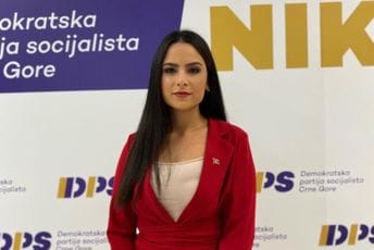 Bijednici i prostaci žele ućutkati žene, ali se na to nećemo navikavati Bijednici i prostaci žele ućutkati žene, ali se na to nećemo navikavati