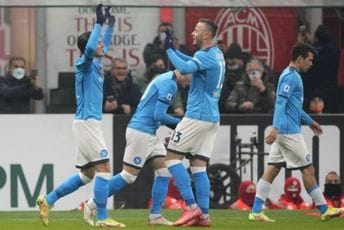 Napoli srušio Milan u derbiju Napoli srušio Milan u derbiju