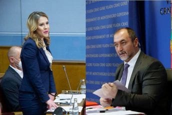 Ne zna se osnov po kojem su Bratić i Stijović dobili počasna državljanstva Ne zna se osnov po kojem su Bratić i Stijović dobili počasna državljanstva