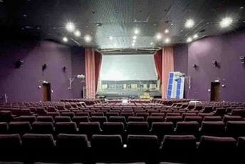 Novi digitalizovani bioskop u Domu kulture u Baru Novi digitalizovani bioskop u Domu kulture u Baru