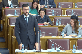 Živković: U Crnoj Gori se događa avanturističko-populistički uzlet koji će završiti brzim padom