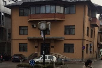 Rožaje: Ubijena jedna osoba, ranjen policajac Rožaje: Ubijena jedna osoba, ranjen policajac