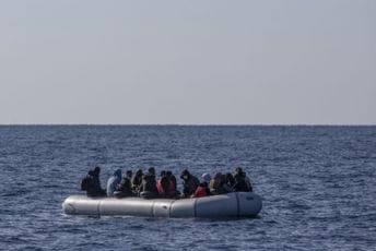 Šokantni podaci UN o migrantima u Libiji: Više od 160 ljudi poginulo u brodolomima Šokantni podaci UN o migrantima u Libiji: Više od 160 ljudi poginulo u brodolomima