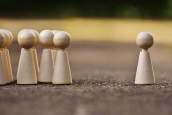 Glas protiv Glas protiv