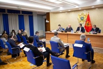 Za zdravstvo fali 313 miliona eura Za zdravstvo fali 313 miliona eura