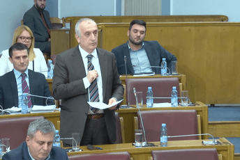 Bulatović: Savremeni Srbin Spajić bio protiv ustoličenja, da smo to mi rekli bili bi izdajnici Bulatović: Savremeni Srbin Spajić bio protiv ustoličenja, da smo to mi rekli bili bi izdajnici