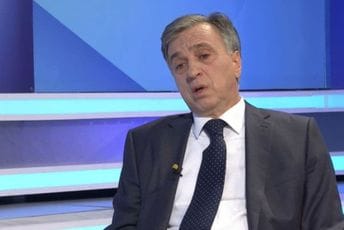 Vujanović: Da nije bilo sukoba sa crkvom, DPS bi još bio na vlasti Vujanović: Da nije bilo sukoba sa crkvom, DPS bi još bio na vlasti