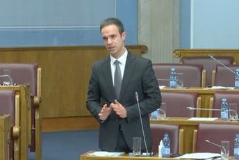 Povećaće se broj postupaka medicinski potpomognute oplodnje Povećaće se broj postupaka medicinski potpomognute oplodnje