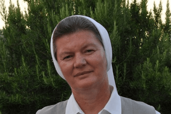 U Ugandi napadnuta hrvatska misionarka, provalnik je ranio mačetom U Ugandi napadnuta hrvatska misionarka, provalnik je ranio mačetom