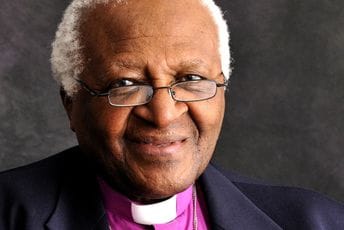 Preminuo južnoafrički nadbiskup, ikona borbe protiv aparthejda Preminuo južnoafrički nadbiskup, ikona borbe protiv aparthejda